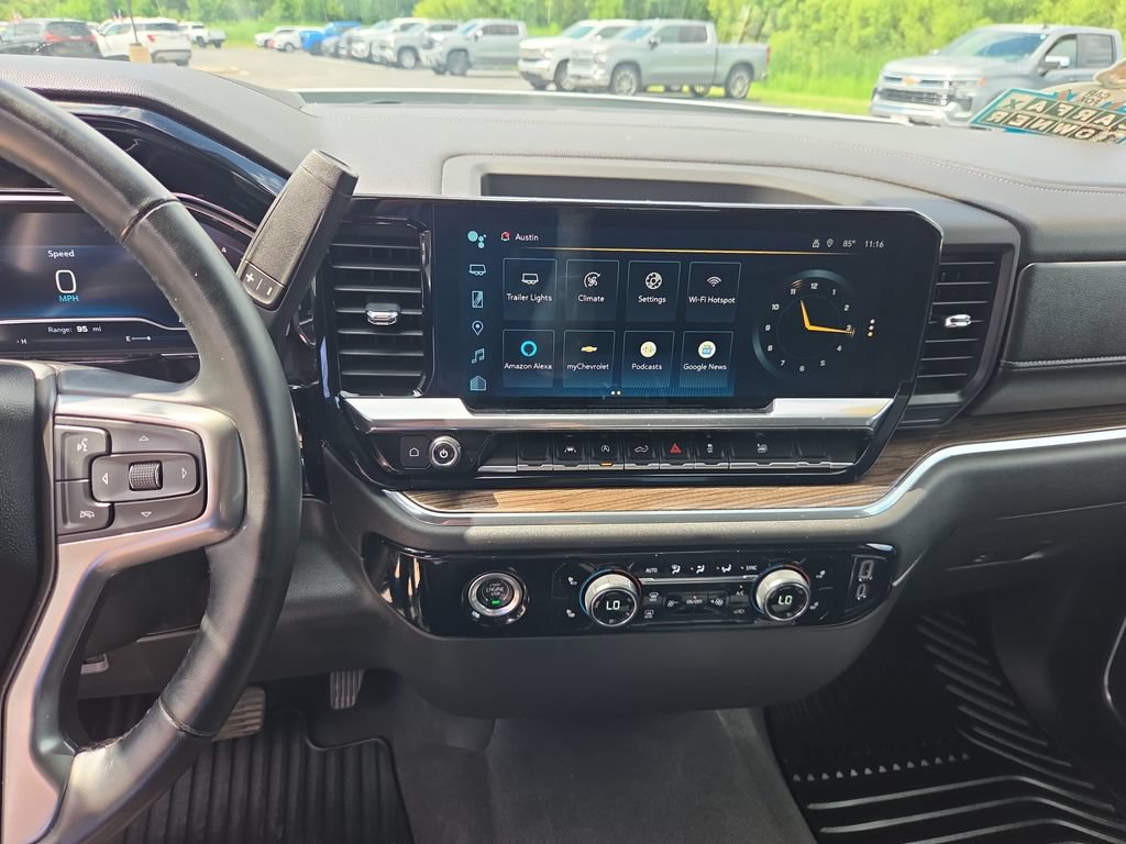 Certified 2023 Chevrolet Silverado 1500 LT AWD/4WD image 17