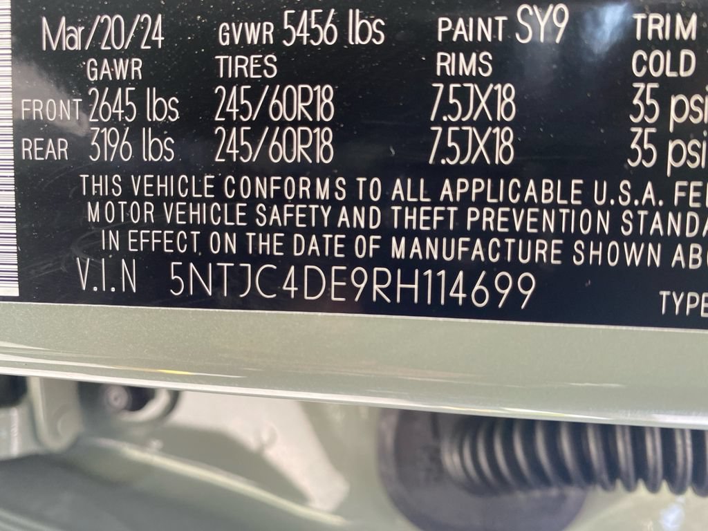 Used 2024 Hyundai Santa Cruz SEL w/ Activity Package FWD image 31