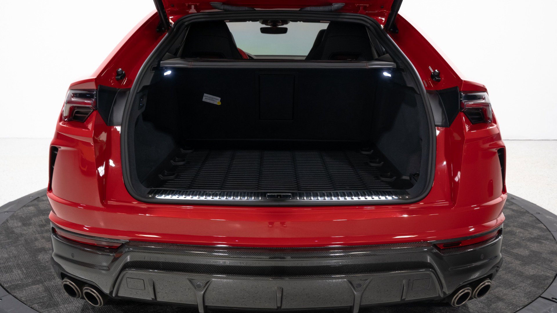 Used 2021 Lamborghini Urus image 94