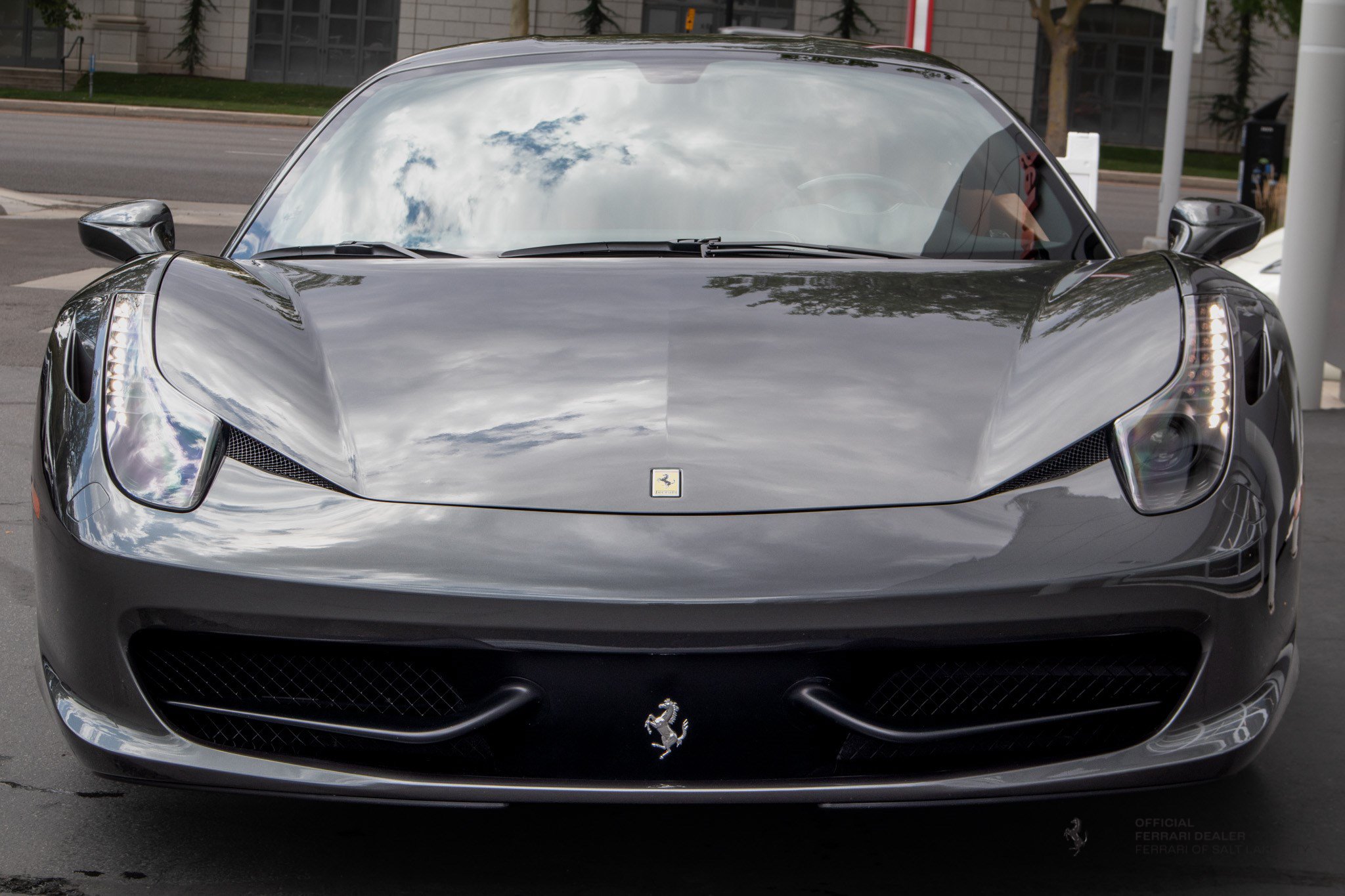 Used 2010 Ferrari 458 Italia Coupe RWD image 9