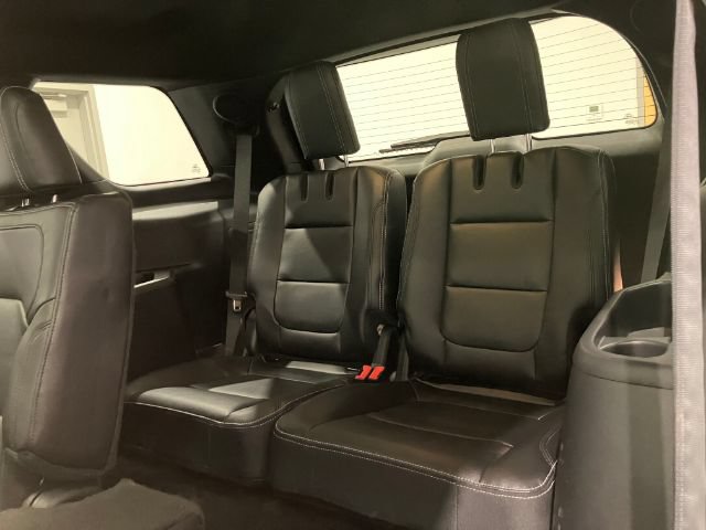 Used 2016 Ford Explorer Limited w/ Equipment Group 301A AWD/4WD image 24