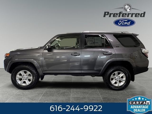 Used 2015 Toyota 4Runner SR5 AWD/4WD image 9