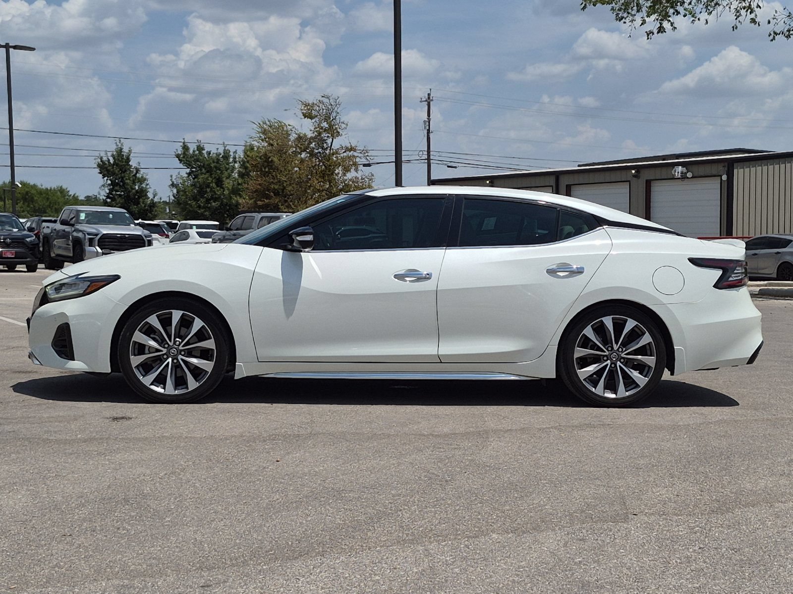 Used 2020 Nissan Maxima Platinum w/ Illumination Package FWD video 2