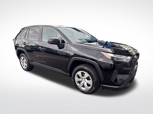 Used 2023 Toyota RAV4 LE AWD/4WD image 8