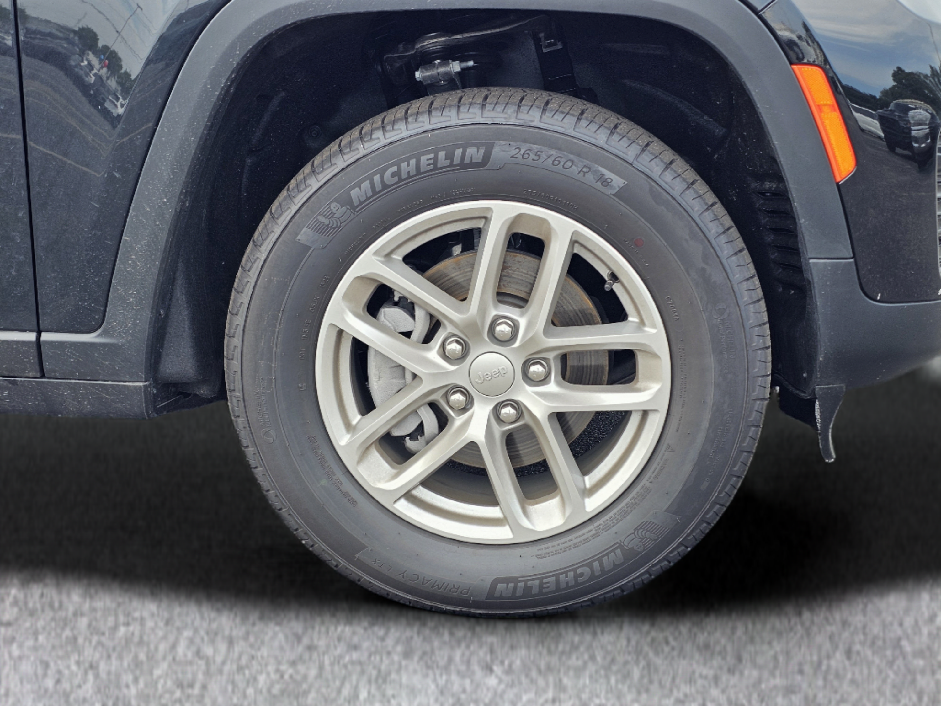 New 2026 Jeep Grand Cherokee Laredo X RWD image 6
