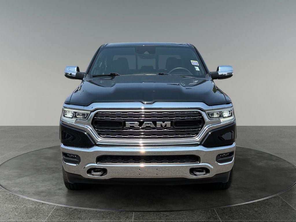 Used 2024 RAM 1500 Limited AWD/4WD image 2