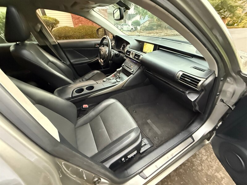 Used 2015 Lexus IS 250 w/ Navigation System Package image 9