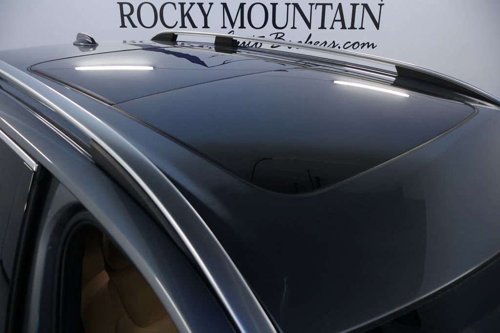 Used 2019 Volvo XC90 T6 Momentum image 12