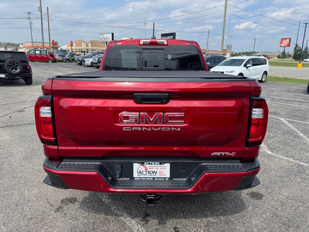 Used 2023 GMC Canyon AT4 w/ AT4 Premium Package image 4