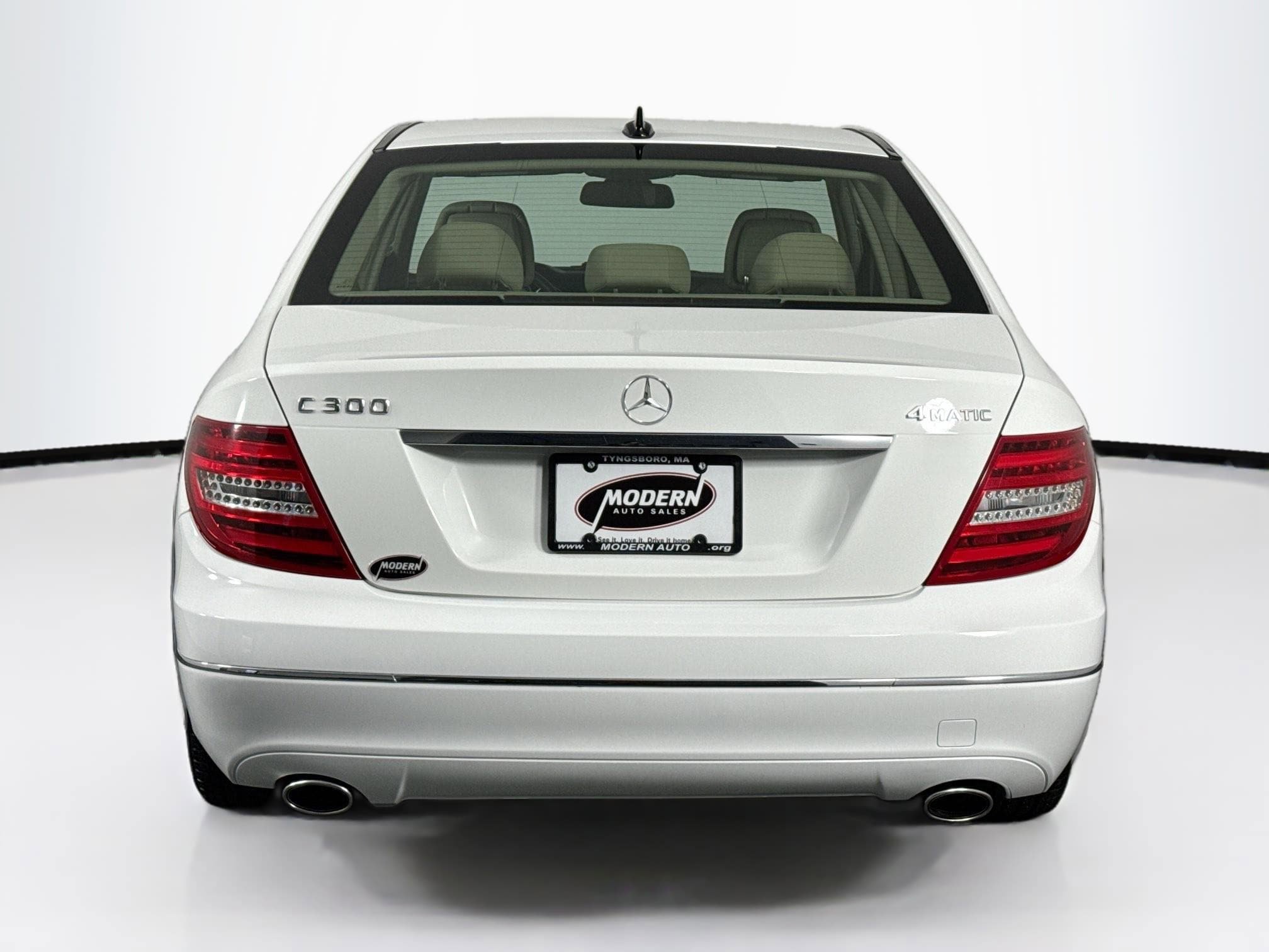 Used 2013 Mercedes-Benz C 300 4MATIC Sedan image 10