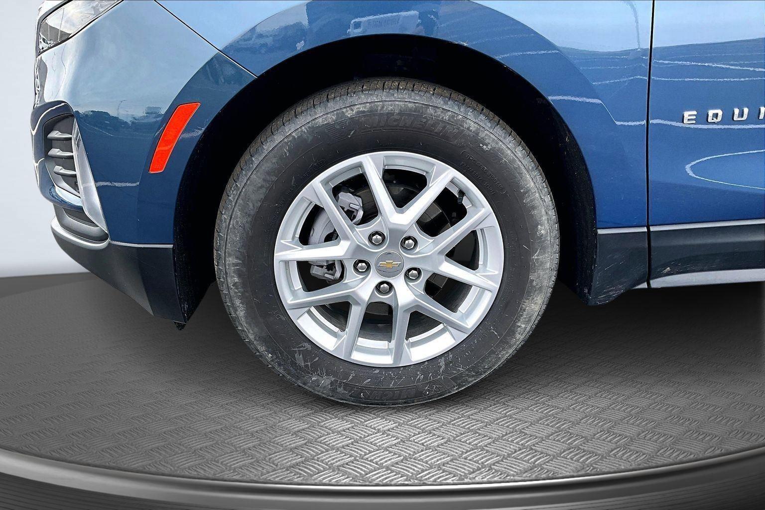 Used 2024 Chevrolet Equinox LT image 9