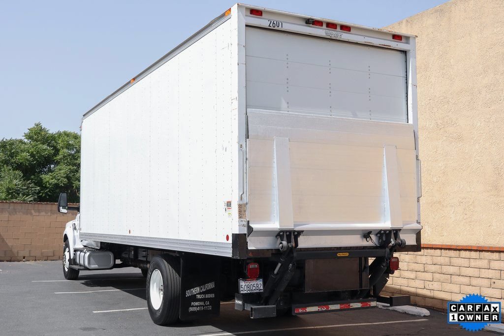 Used 2017 Ford F750 2WD Regular Cab Super Duty image 6
