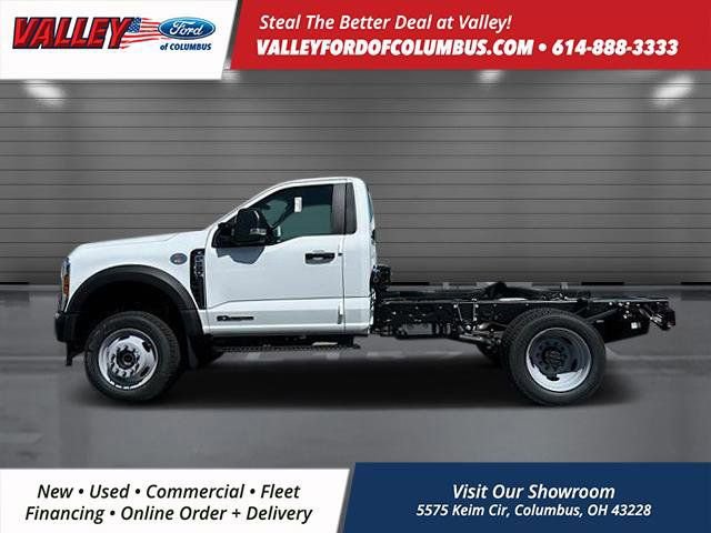 New 2025 Ford F550 4x4 Regular Cab Super Duty image 4