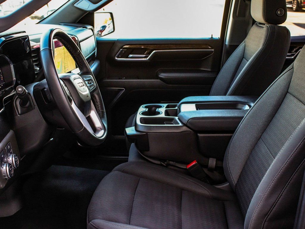 Used 2023 GMC Sierra 1500 Elevation image 31