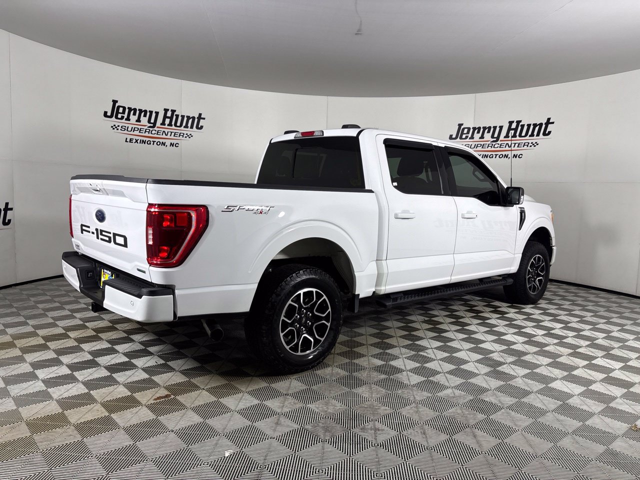 Used 2021 Ford F150 XLT w/ Equipment Group 302A High AWD/4WD image 5