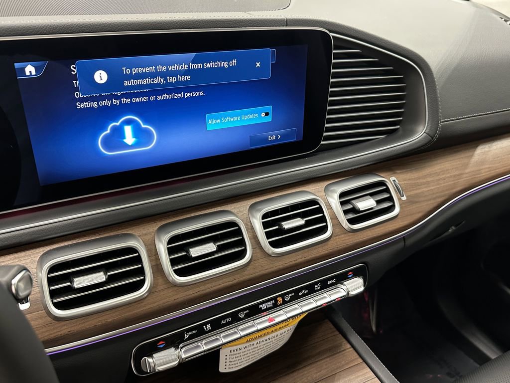 New 2026 Mercedes-Benz GLS 450 4MATIC image 32