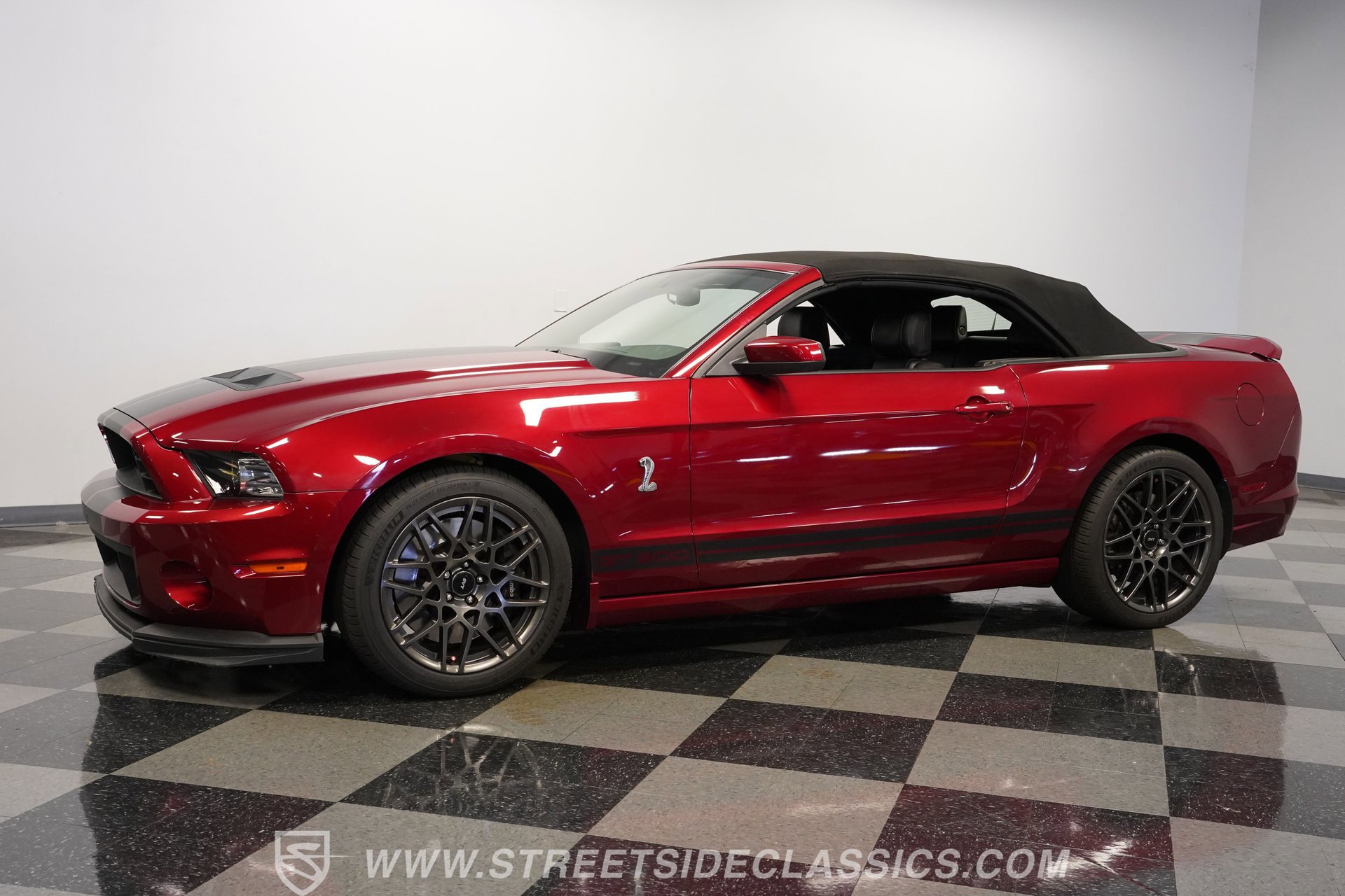 Used 2014 Ford Mustang Shelby GT500 w/ Equipment Group 821A image 6