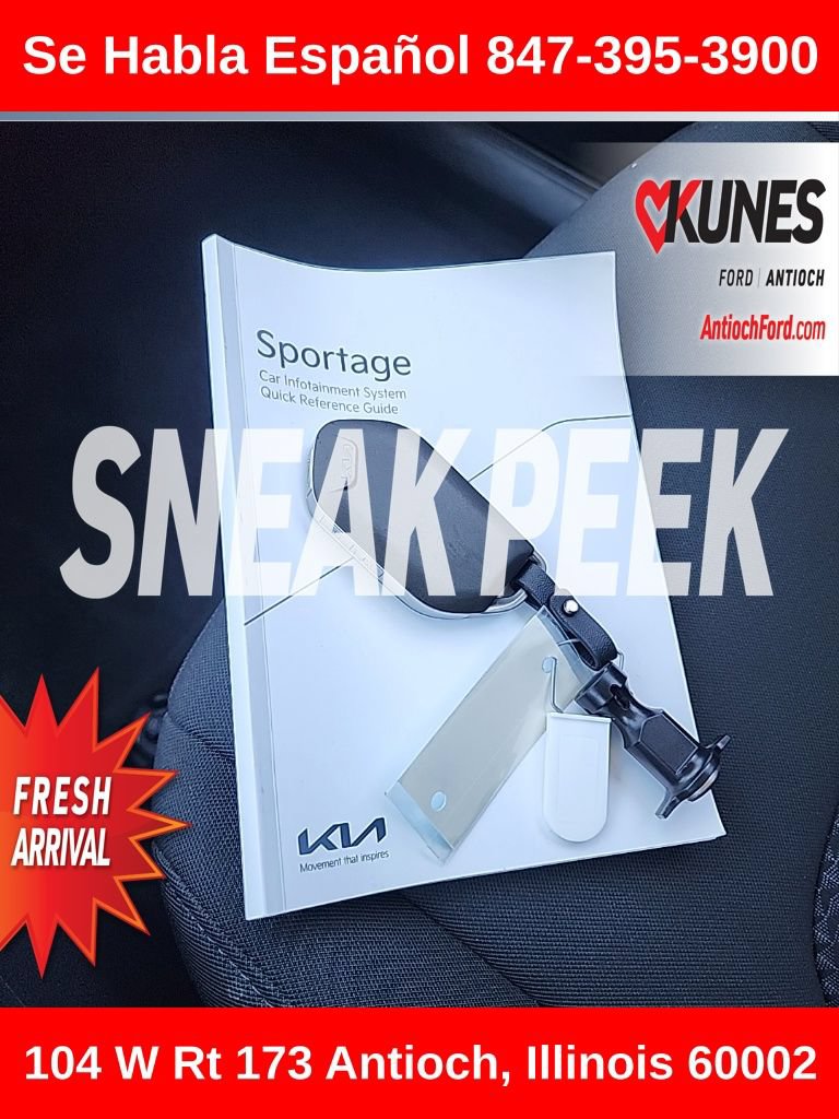 Used 2026 Kia Sportage LX FWD image 16