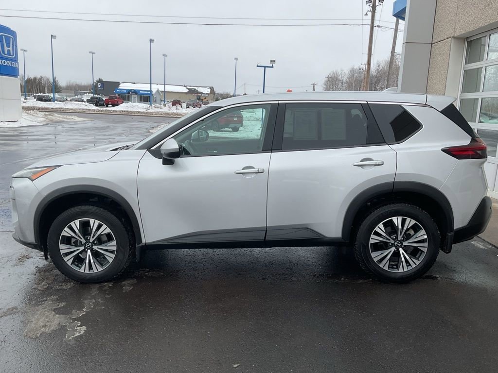 Used 2022 Nissan Rogue SV image 8