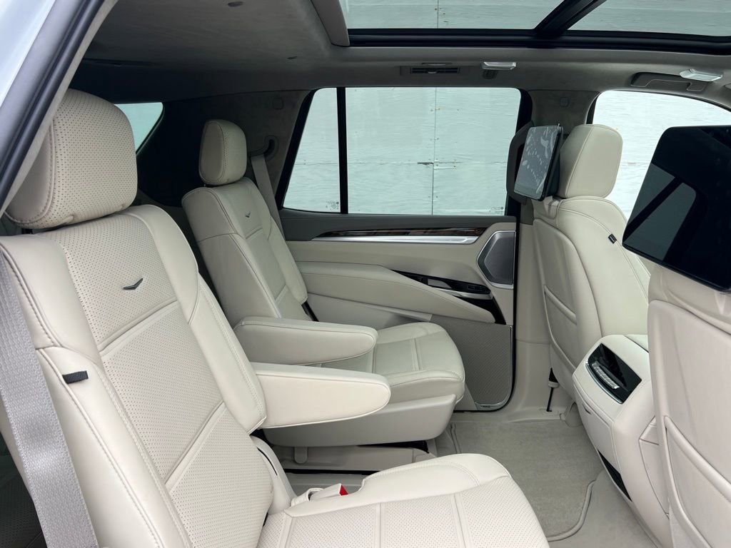 New 2026 Cadillac Escalade Platinum Luxury AWD/4WD image 27