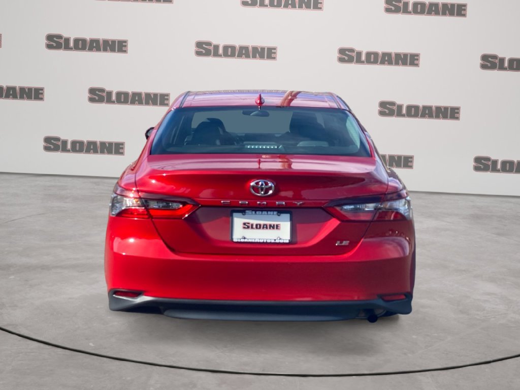 Used 2024 Toyota Camry LE FWD image 4