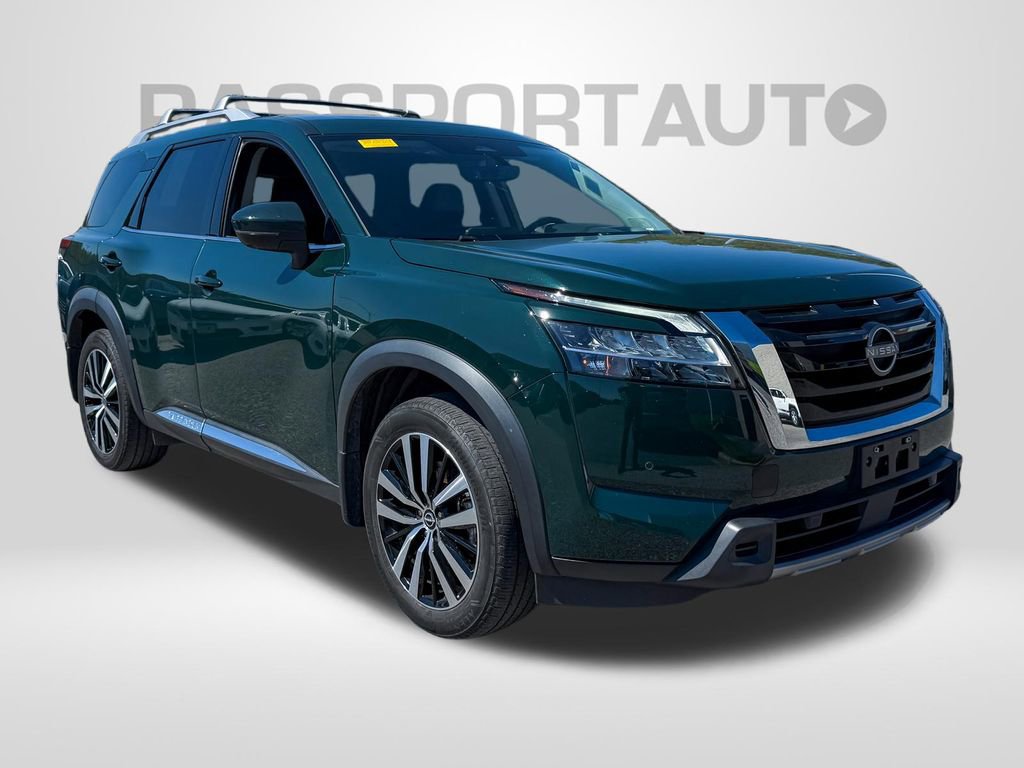 Certified 2023 Nissan Pathfinder Platinum AWD/4WD image 2