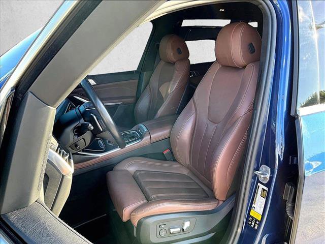 Used 2022 BMW X7 xDrive40i w/ Executive Package image 27