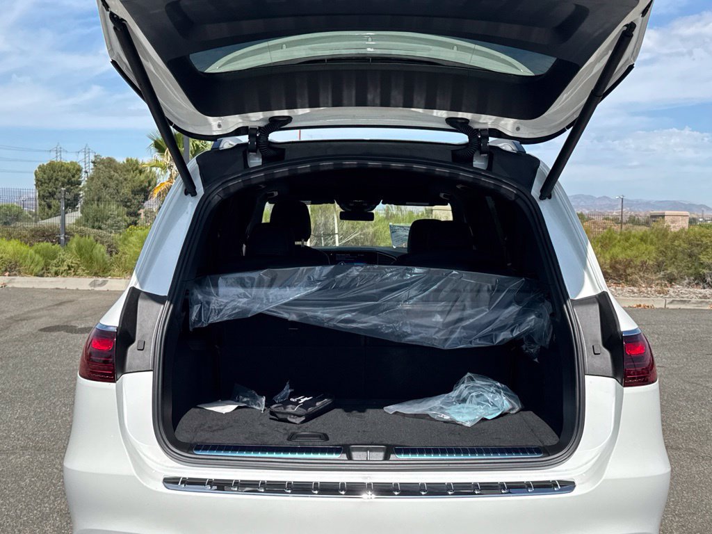 New 2026 Mercedes-Benz GLS 450 4MATIC image 16