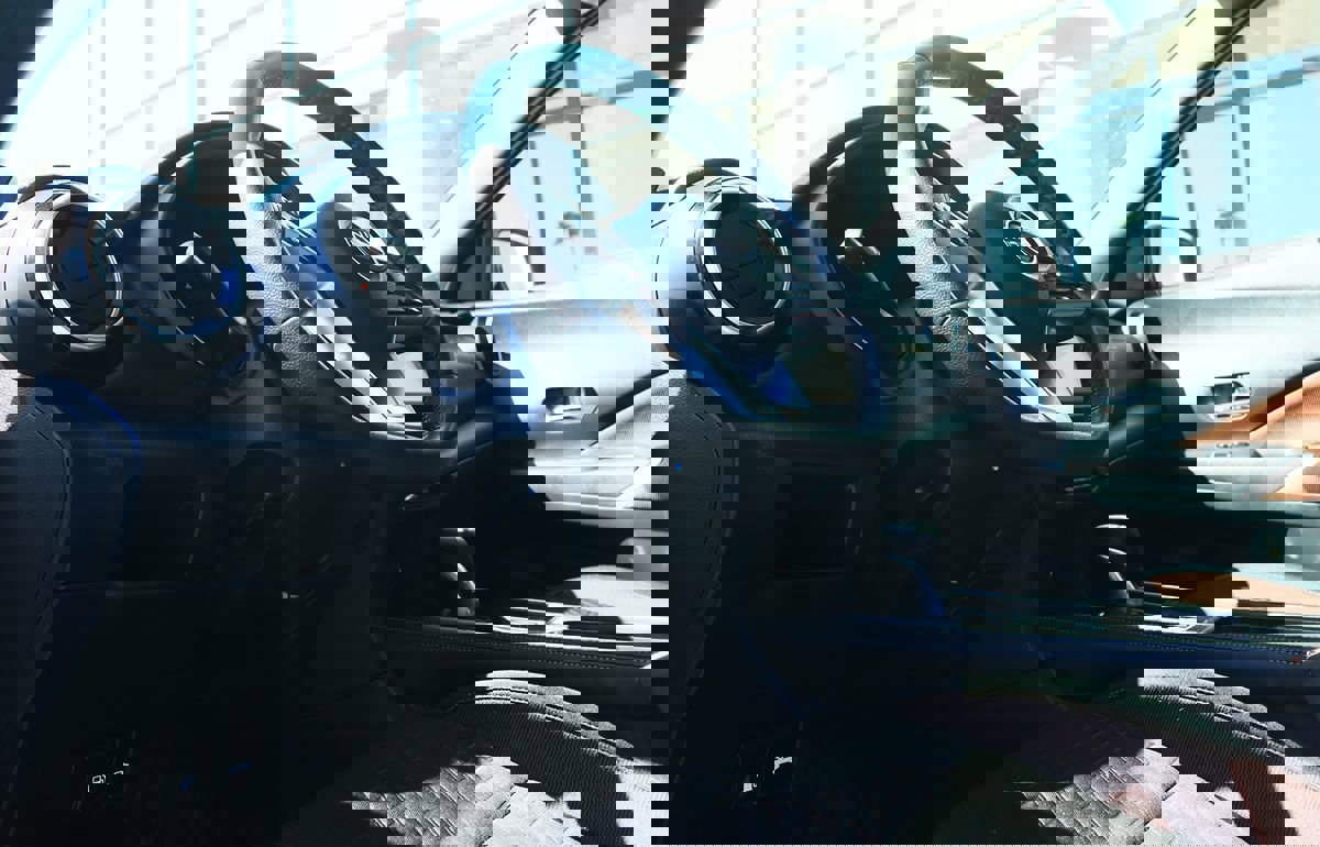 Used 2023 Nissan Kicks SR image 39