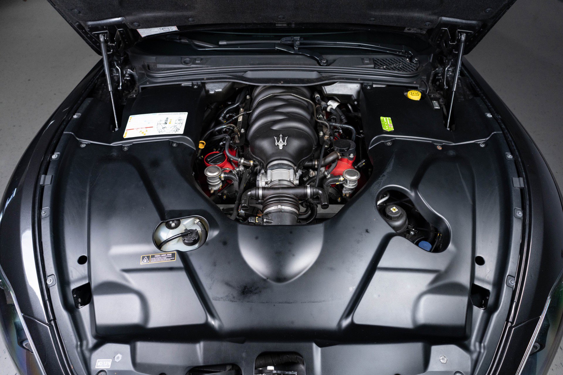 Used 2012 Maserati GranTurismo S image 28