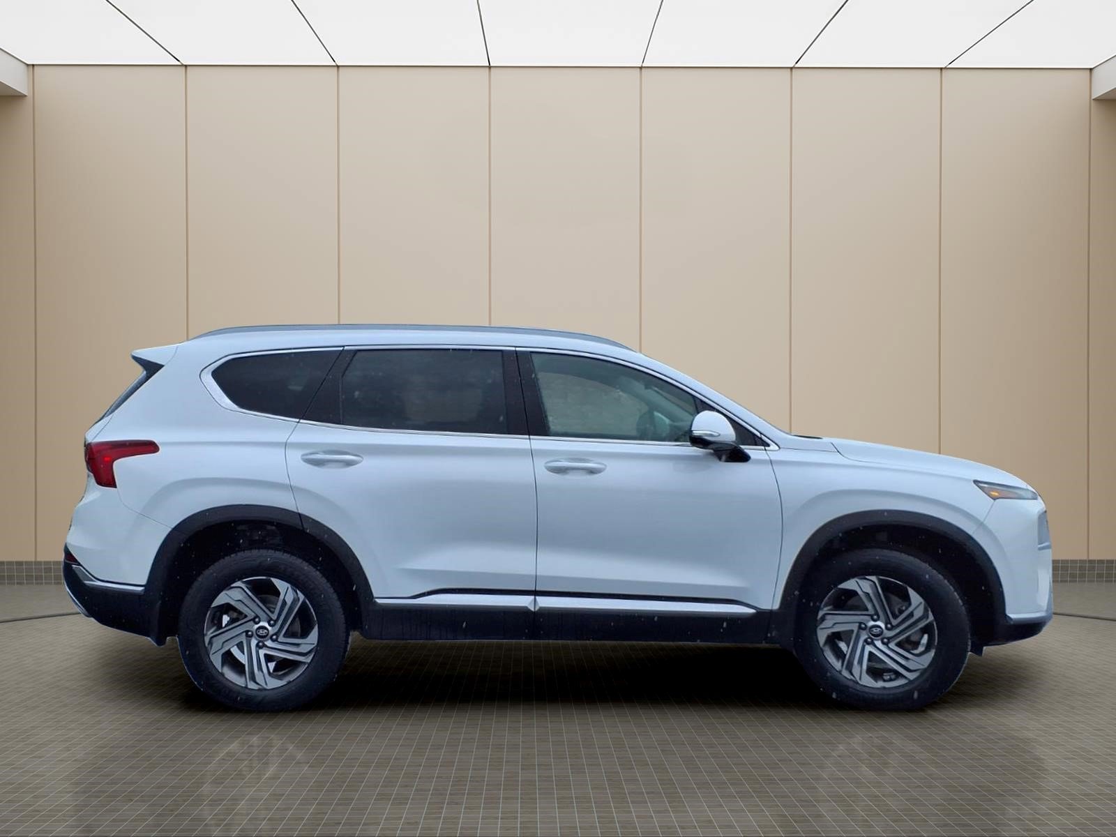 Used 2023 Hyundai Santa Fe SEL w/ Premium Package AWD/4WD image 5