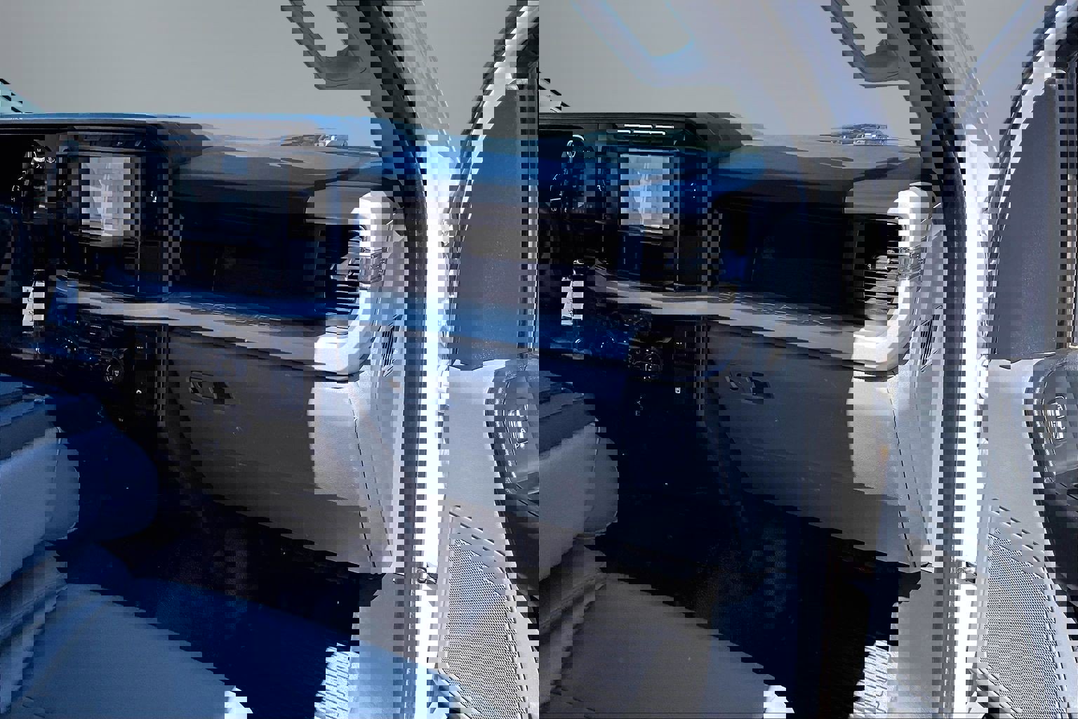 Used 2023 Ford F550 4X4 2dr Regular Cab 145.3-205. image 24