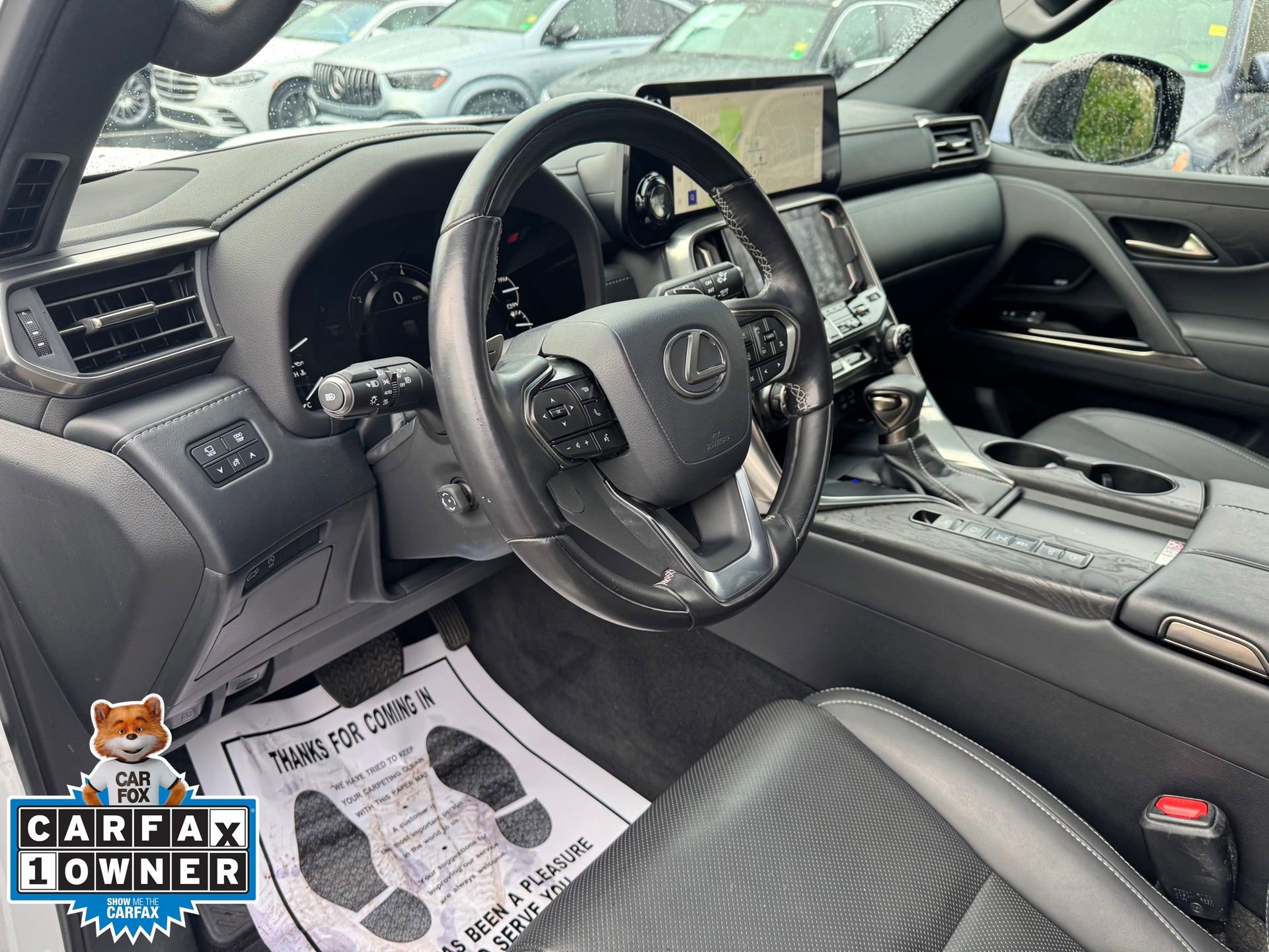 Used 2023 Lexus LX 600 4WD w/ Luxury Package image 6