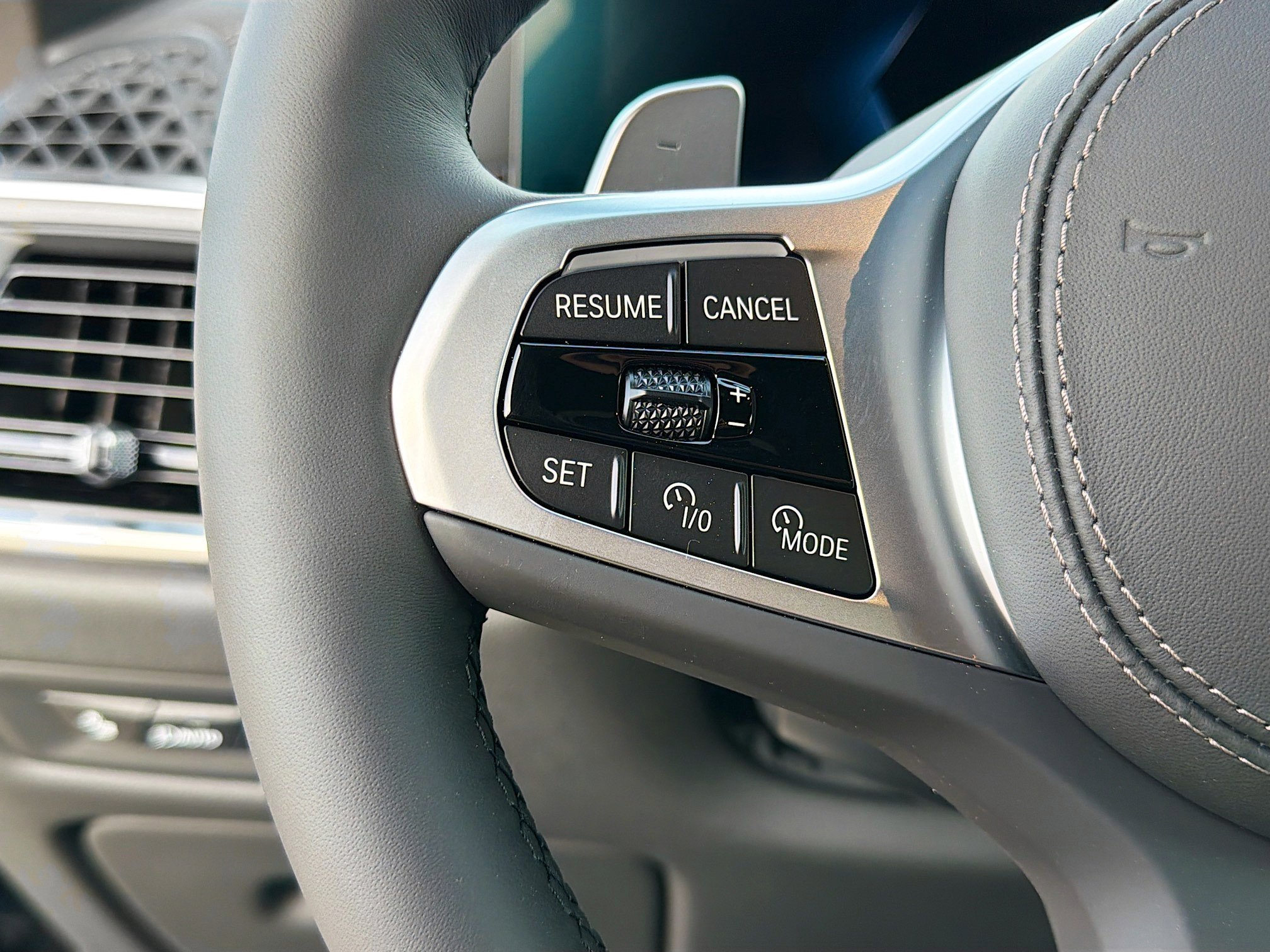 New 2026 BMW X6 xDrive40i image 39