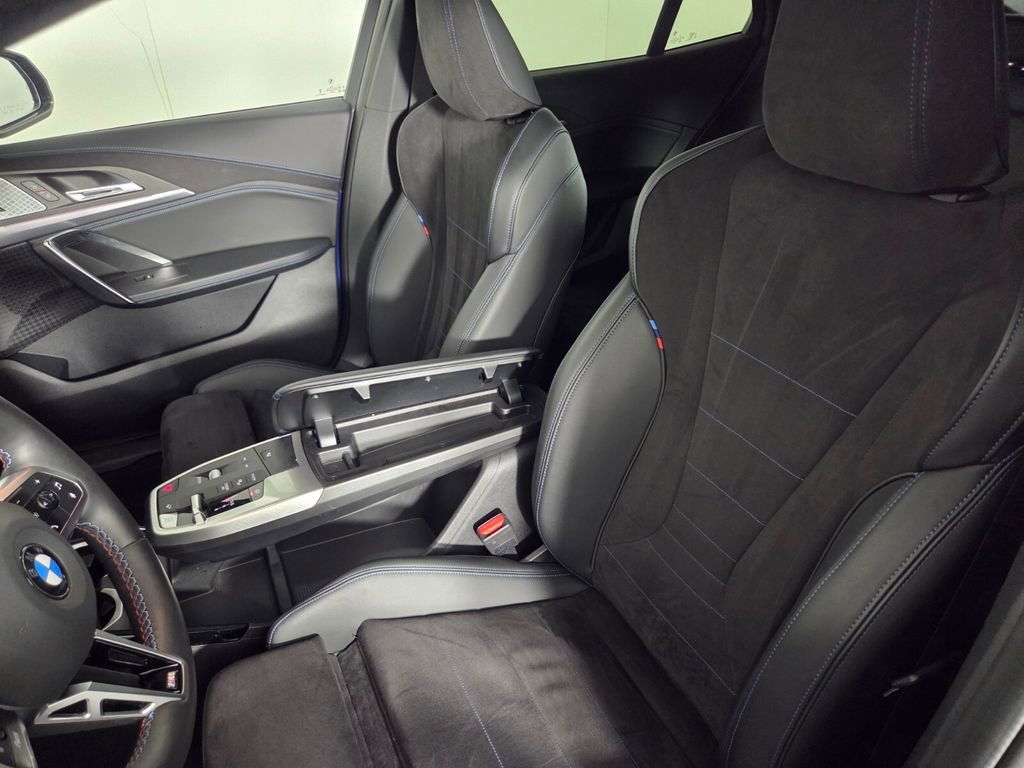 Used 2025 BMW X2 M35i image 23