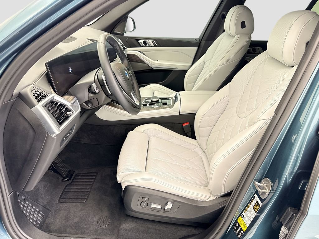 Certified 2024 BMW X5 xDrive40i w/ Premium Package AWD/4WD image 18