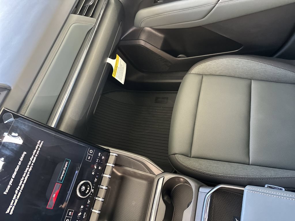 New 2026 GMC Terrain AT4 AWD/4WD image 24