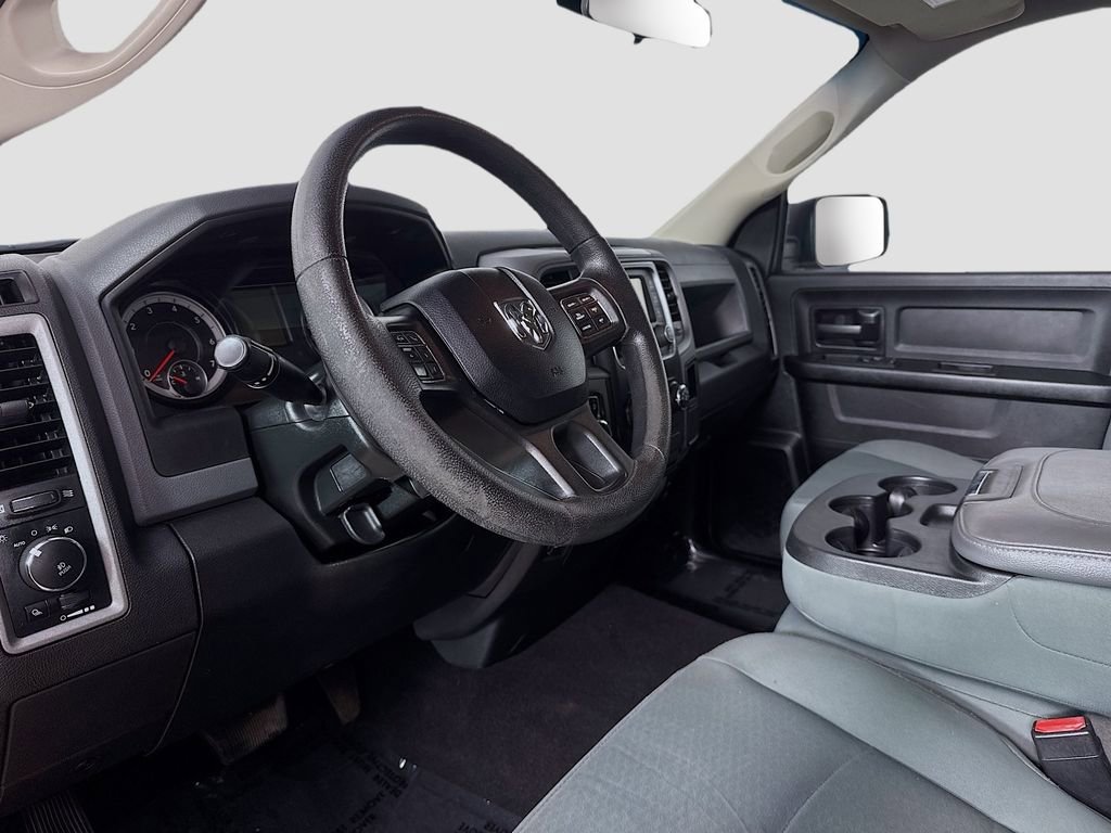 Used 2017 RAM 1500 Express w/ Express Value Package AWD/4WD image 10