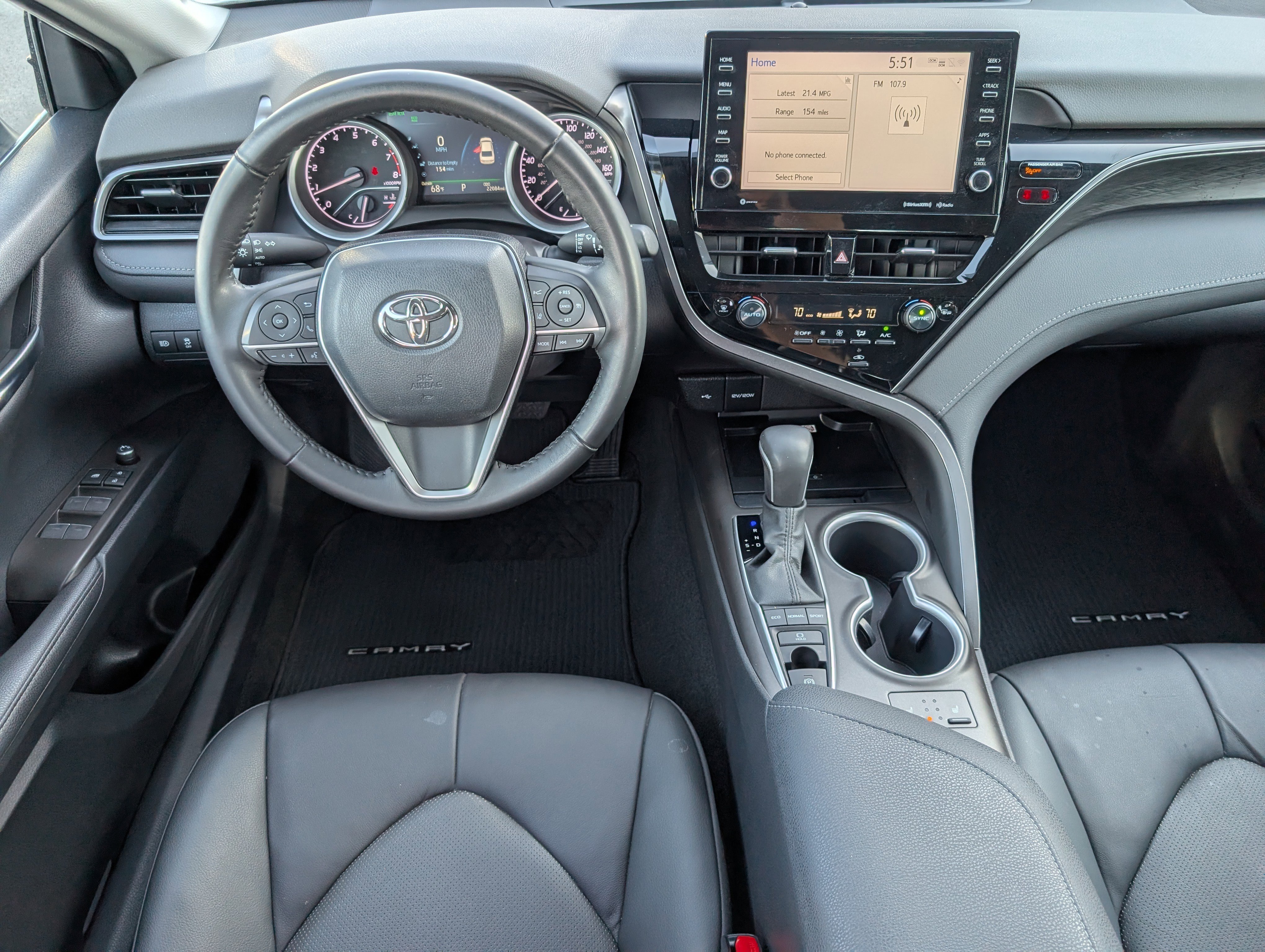 Used 2023 Toyota Camry XLE image 6