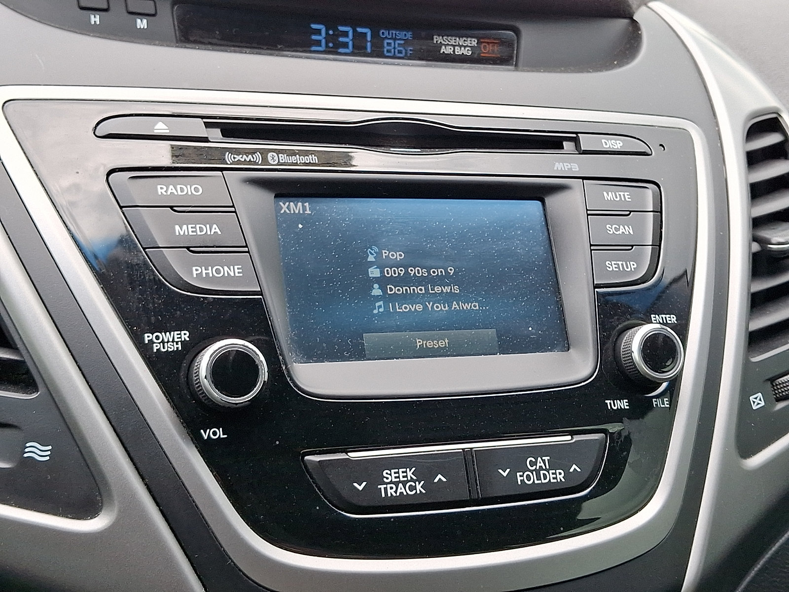 Used 2016 Hyundai Elantra Value Edition FWD image 18