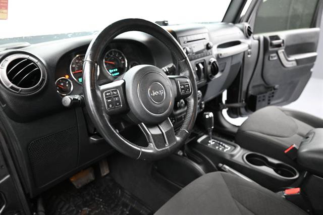 Used 2018 Jeep Wrangler Sport AWD/4WD image 8