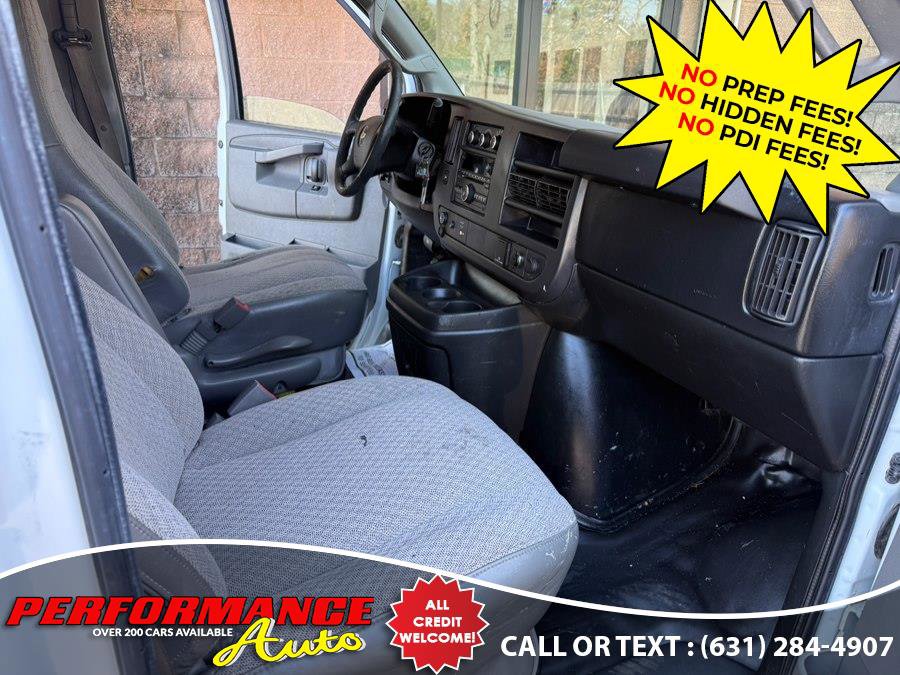 Used 2017 Chevrolet Express 2500 w/ Chrome Appearance Package RWD image 8