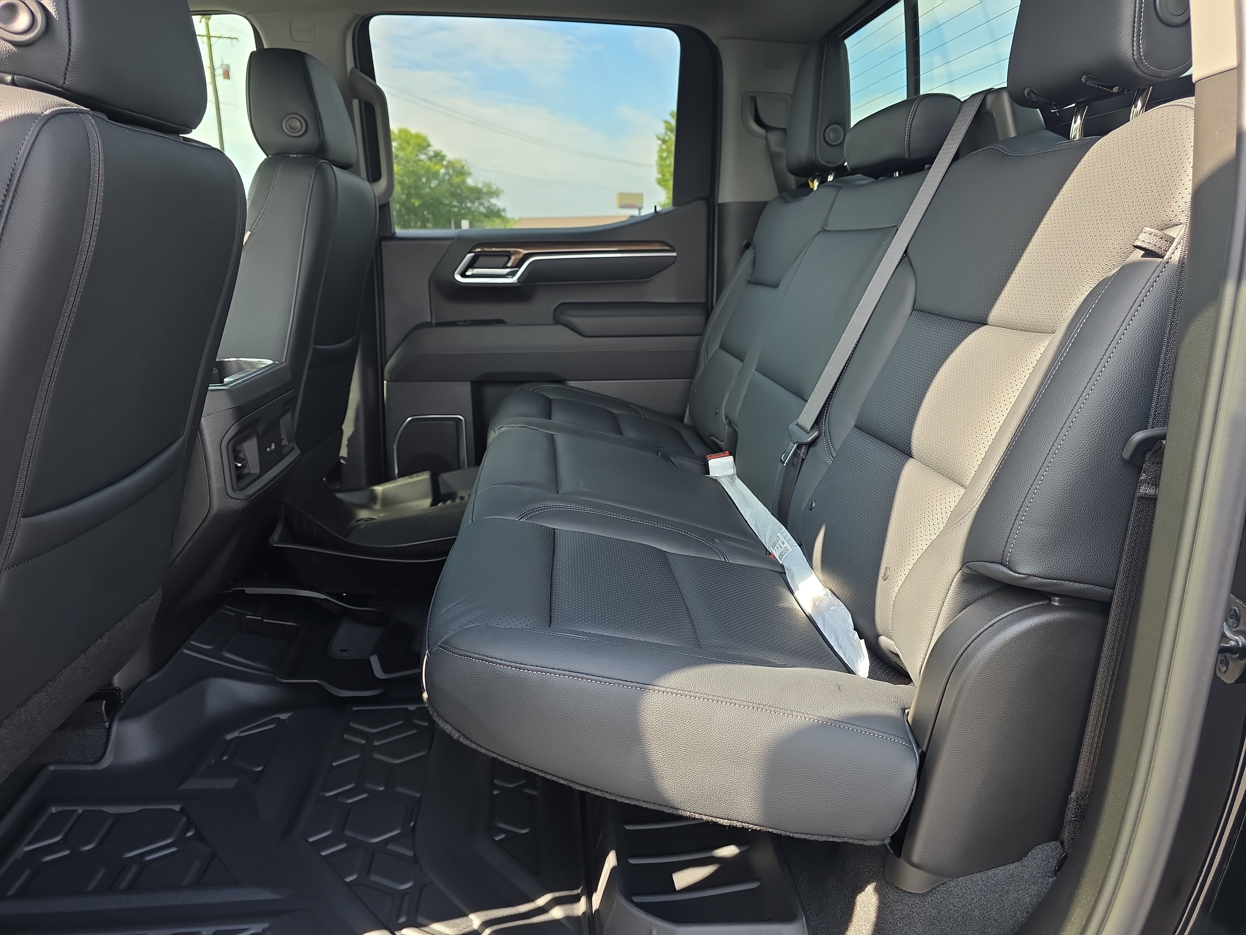 New 2025 Chevrolet Silverado 1500 RST image 12