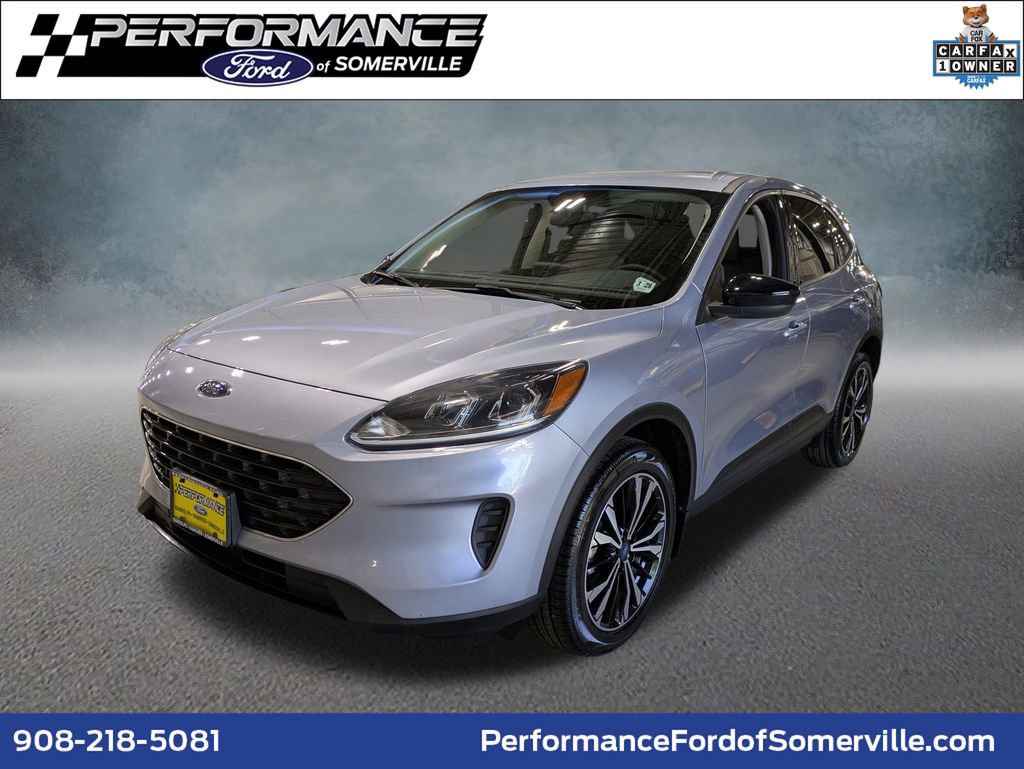 Used 2022 Ford Escape SE w/ SE Sport Appearance Package AWD/4WD image 1