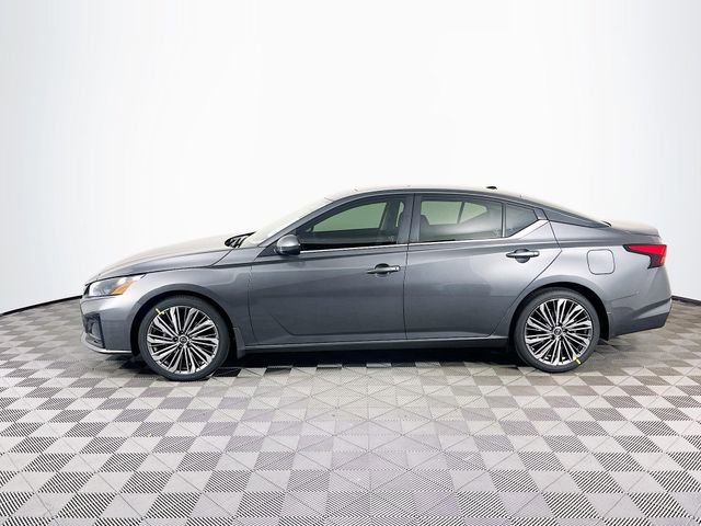 New 2026 Nissan Altima 2.5 SV FWD image 4
