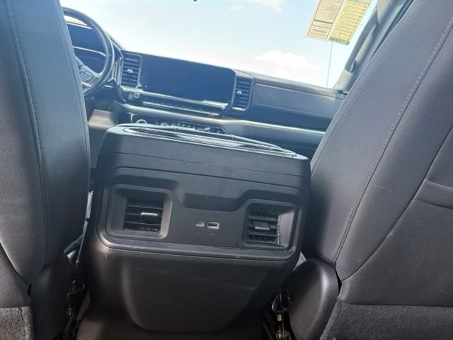 Used 2022 Chevrolet Silverado 1500 LT AWD/4WD image 39