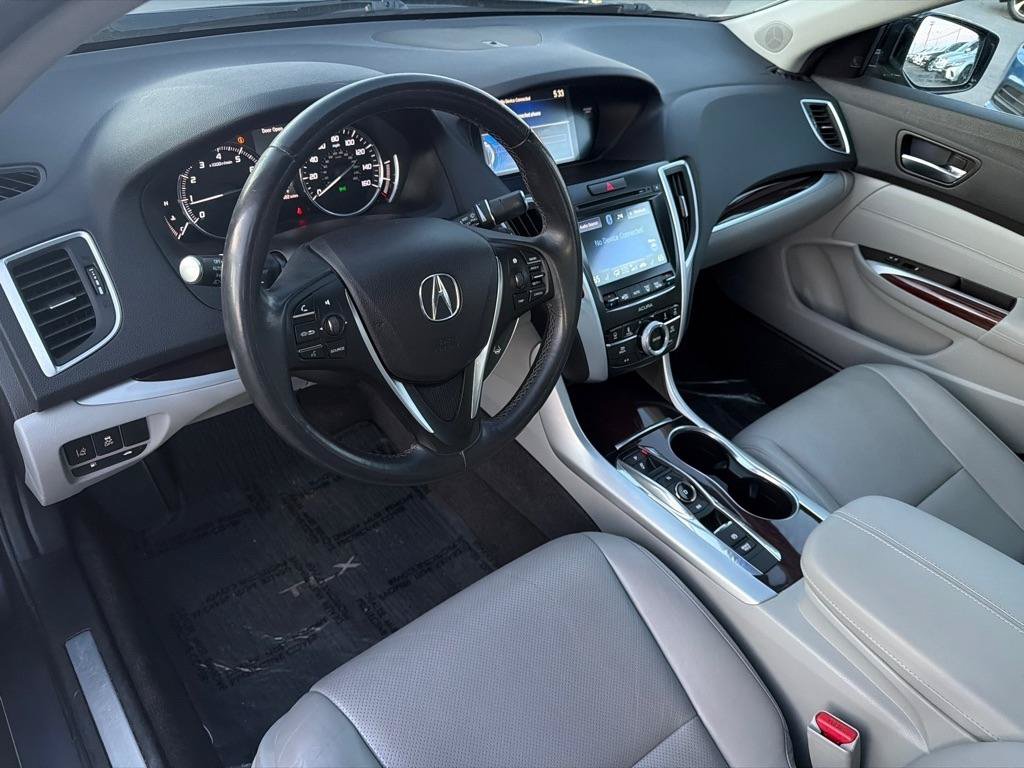 Used 2017 Acura TLX V6 w/ Technology Package FWD image 11