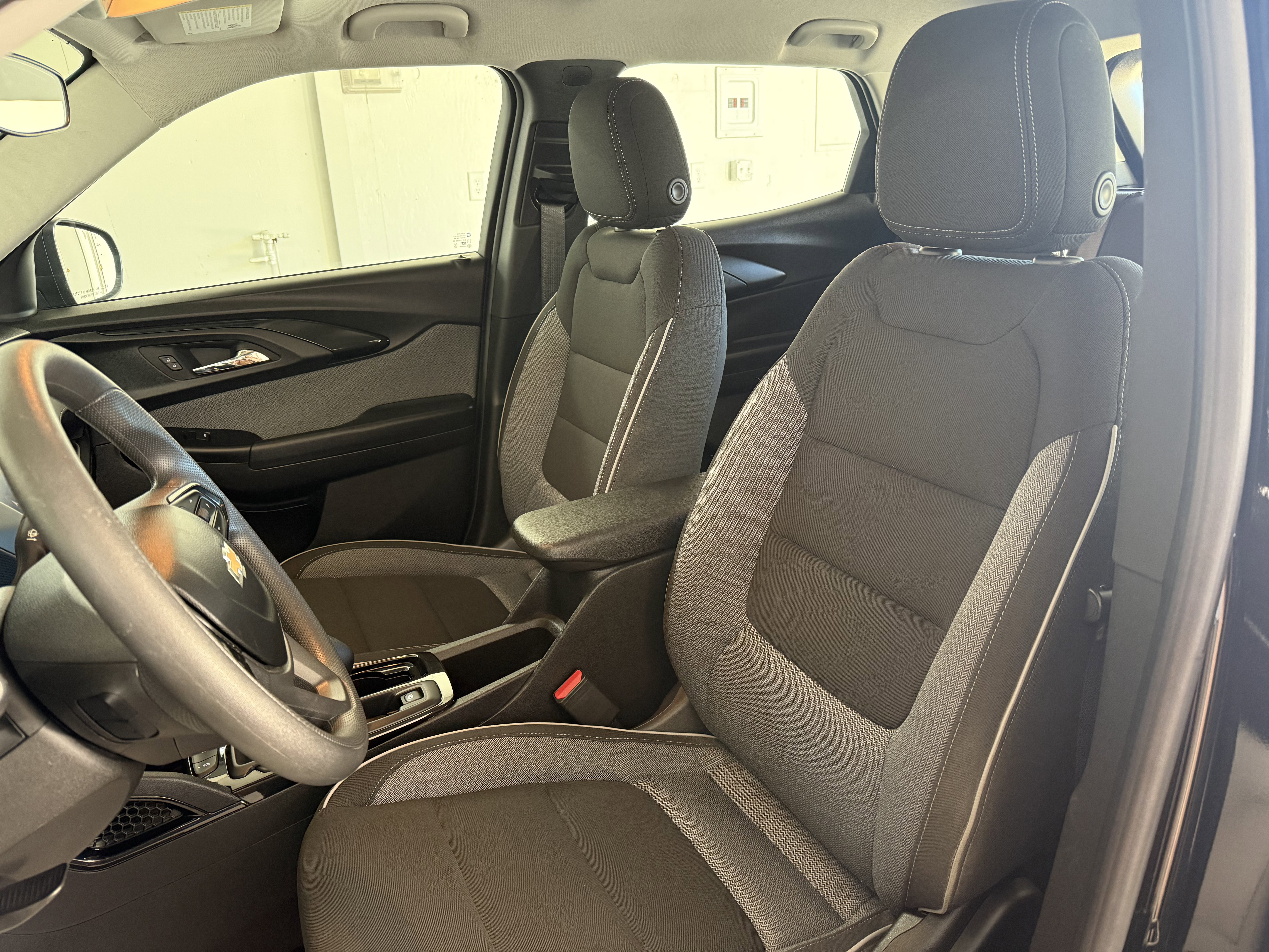 Used 2022 Chevrolet TrailBlazer LS image 11