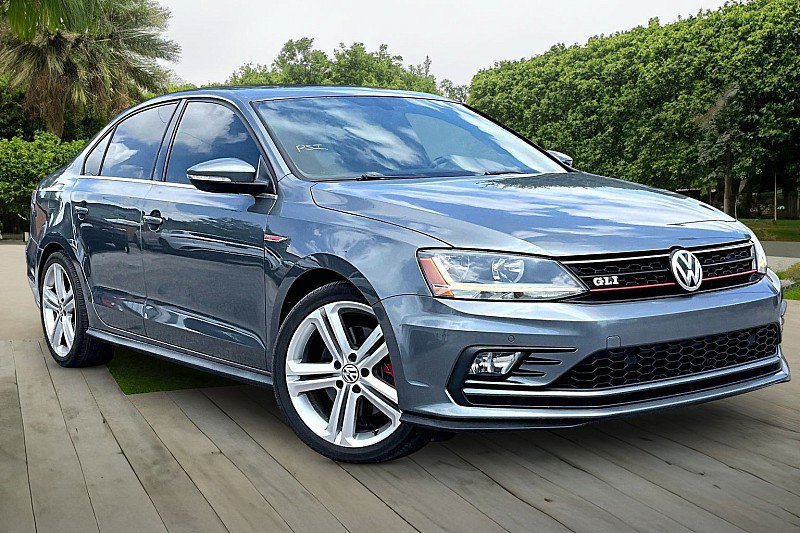 Used 2017 Volkswagen Jetta GLI FWD image 9