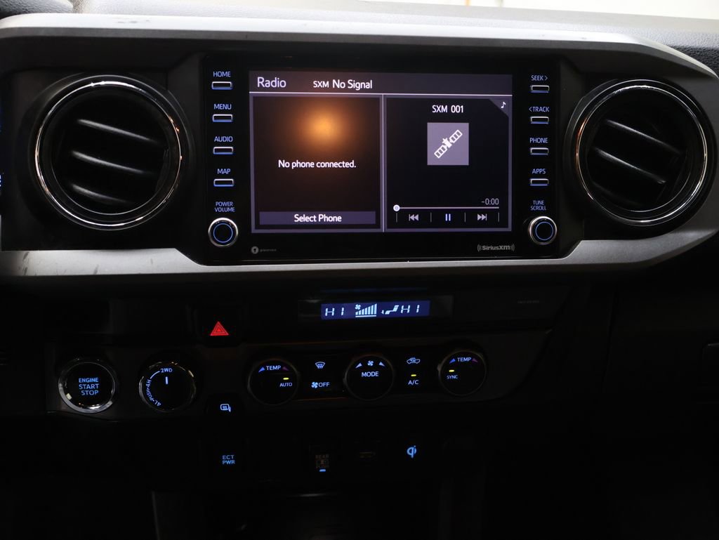 Used 2023 Toyota Tacoma TRD Sport AWD/4WD image 21